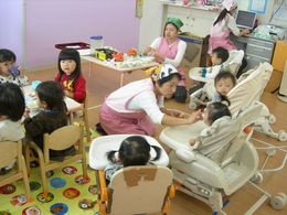 イムス富士見総合病院　保育の様子１